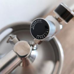 Nitro Cold Brew Minikeg din oțel inoxidabil de 5 litri 4Barista