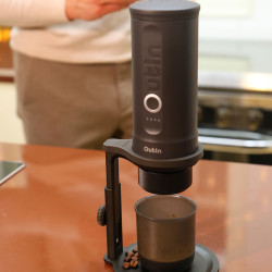Outin Nano - suport universal pentru aparat de cafea