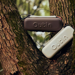 Outin Eva Protective Case - husă de protecție (Maple Brown)