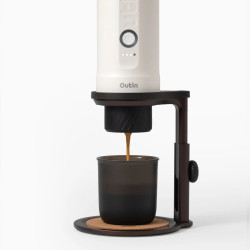 OutIn Nano 2 (Pearl white) - aparat de cafea de călătorie