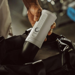 OutIn Nano 2 (Pearl white) - aparat de cafea de călătorie