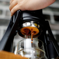 Aparatul de cafea de voiaj Staresso Mirage | SP-300 (negru)