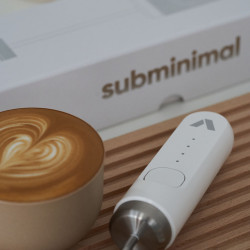 Subminimal NanoFoamer Lithium - aparat pentru spumă de lapte (alb)