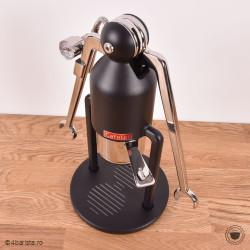cafelat robot matte black