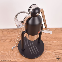 cafelat robot matte black